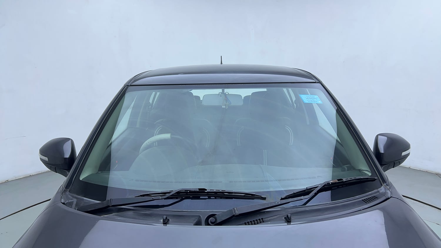 Used 2015 Maruti Suzuki Swift VXi Petrol Manual exterior FRONT WINDSHIELD VIEW