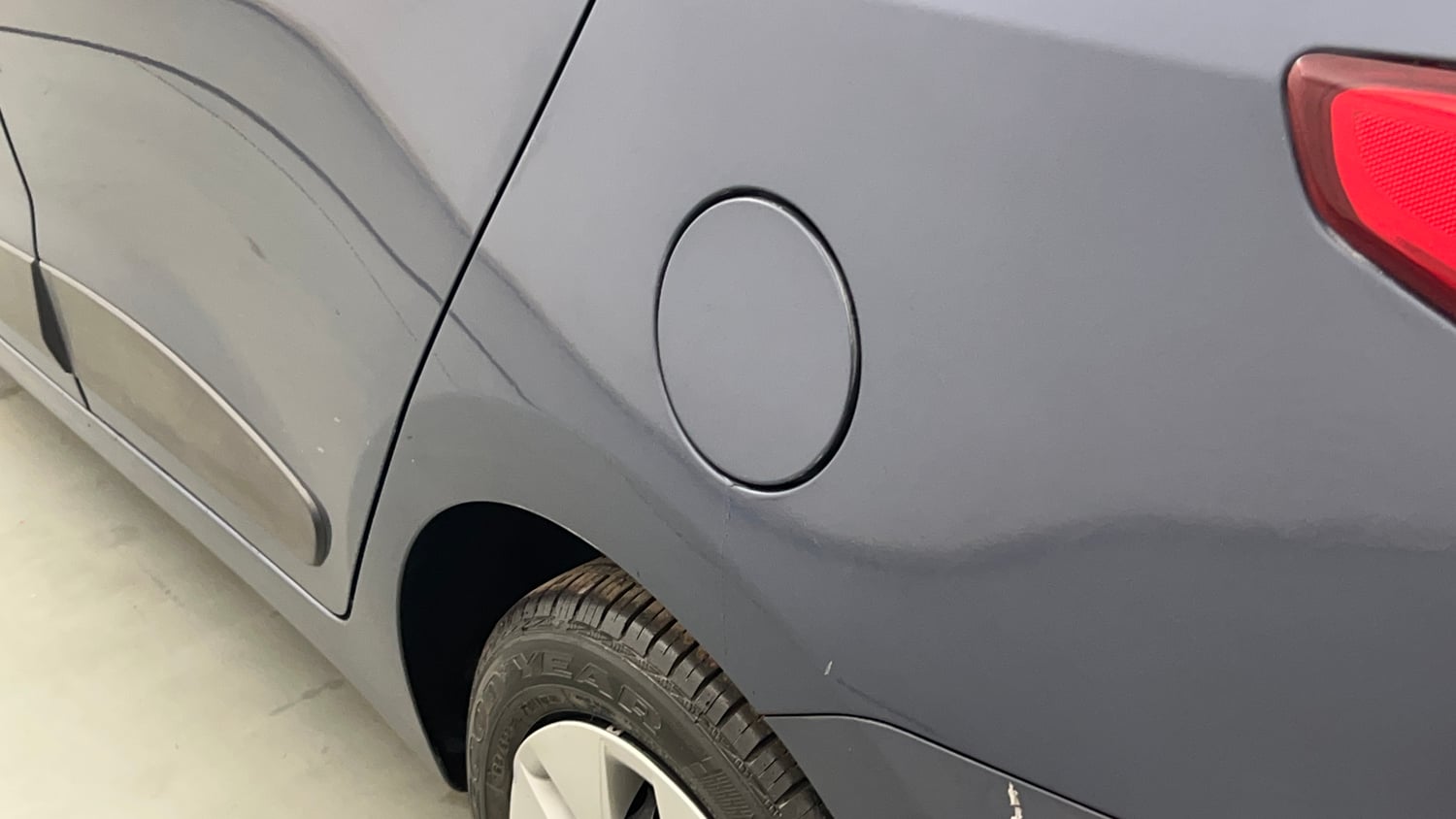 Used 2015 Hyundai Xcent S 1.2 Petrol Manual dents MINOR DENT
