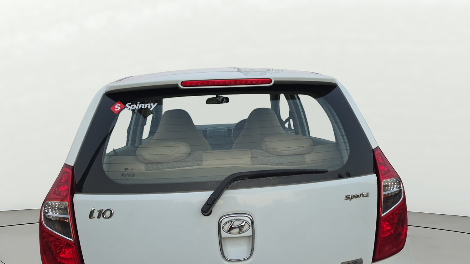 Used 2013 Hyundai i10 Sportz 1.2 Kappa2 Petrol Manual exterior BACK WINDSHIELD VIEW