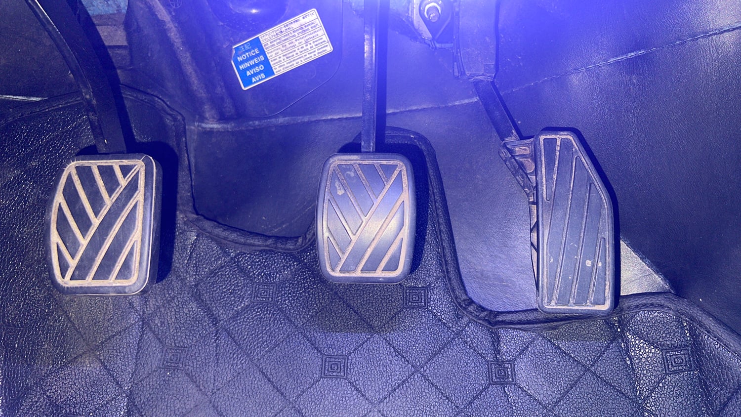 Used 2021 Maruti Suzuki Baleno Sigma Petrol Manual interior PEDALS VIEW