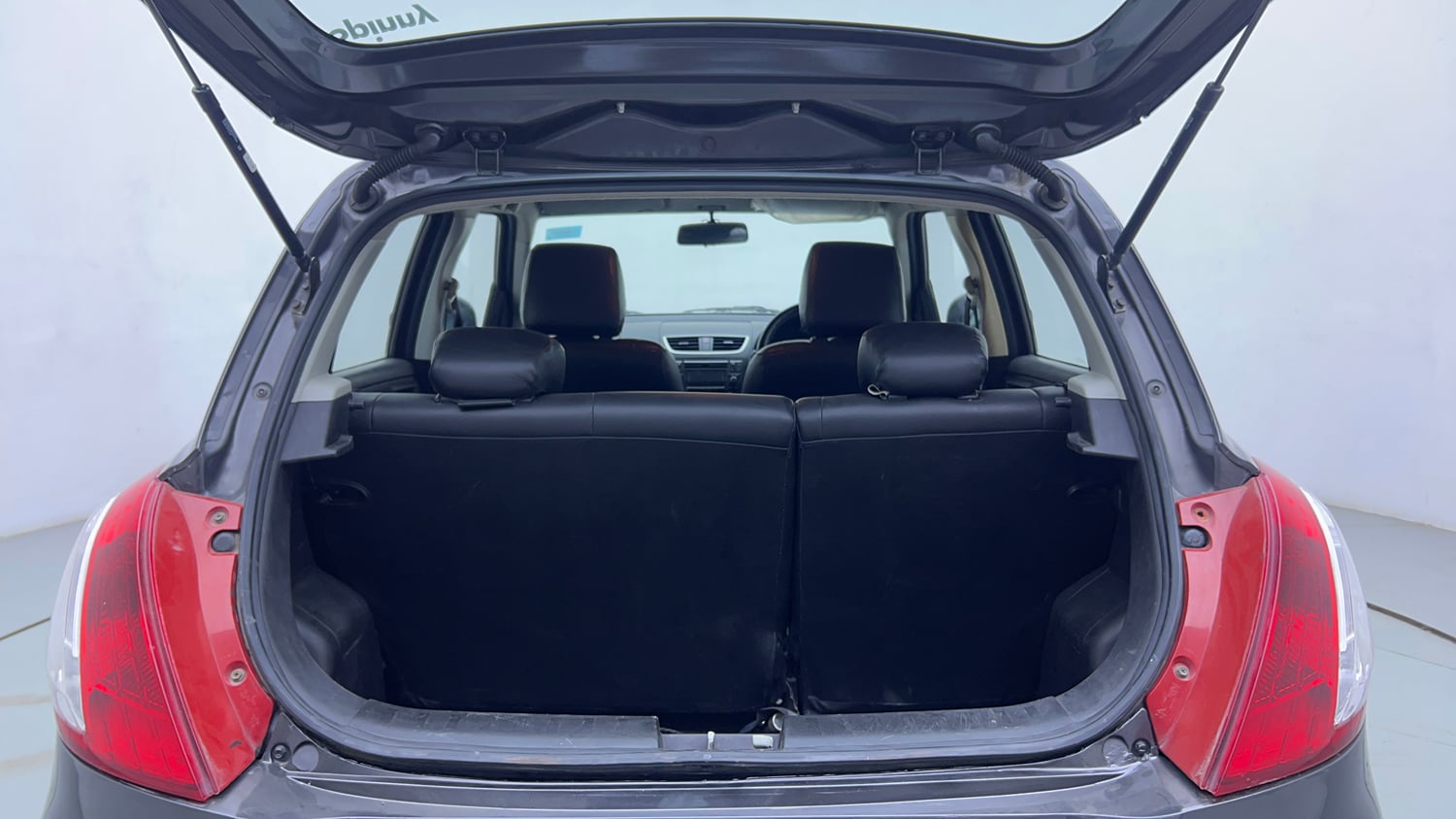 Used 2015 Maruti Suzuki Swift VXi Petrol Manual interior DICKY INSIDE VIEW