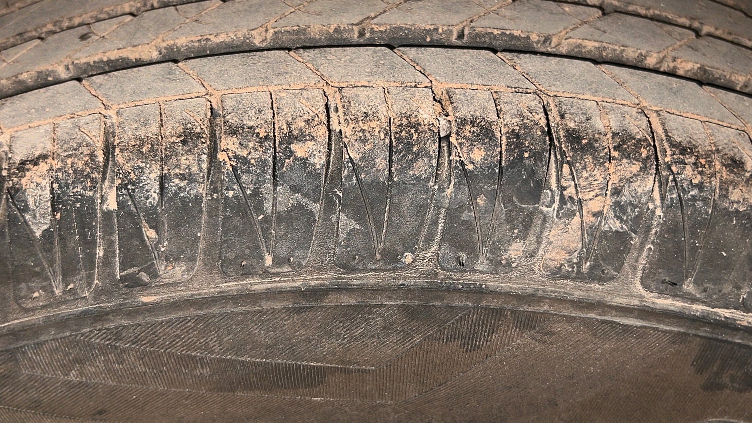 Used 2022 Toyota Urban Cruiser High Grade MT Petrol Manual tyres RIGHT REAR TYRE TREAD VIEW