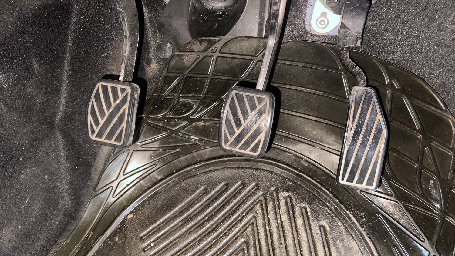 Used 2019 Maruti Suzuki Wagon R 1.0 VXi 1.0 Petrol Manual interior PEDALS VIEW