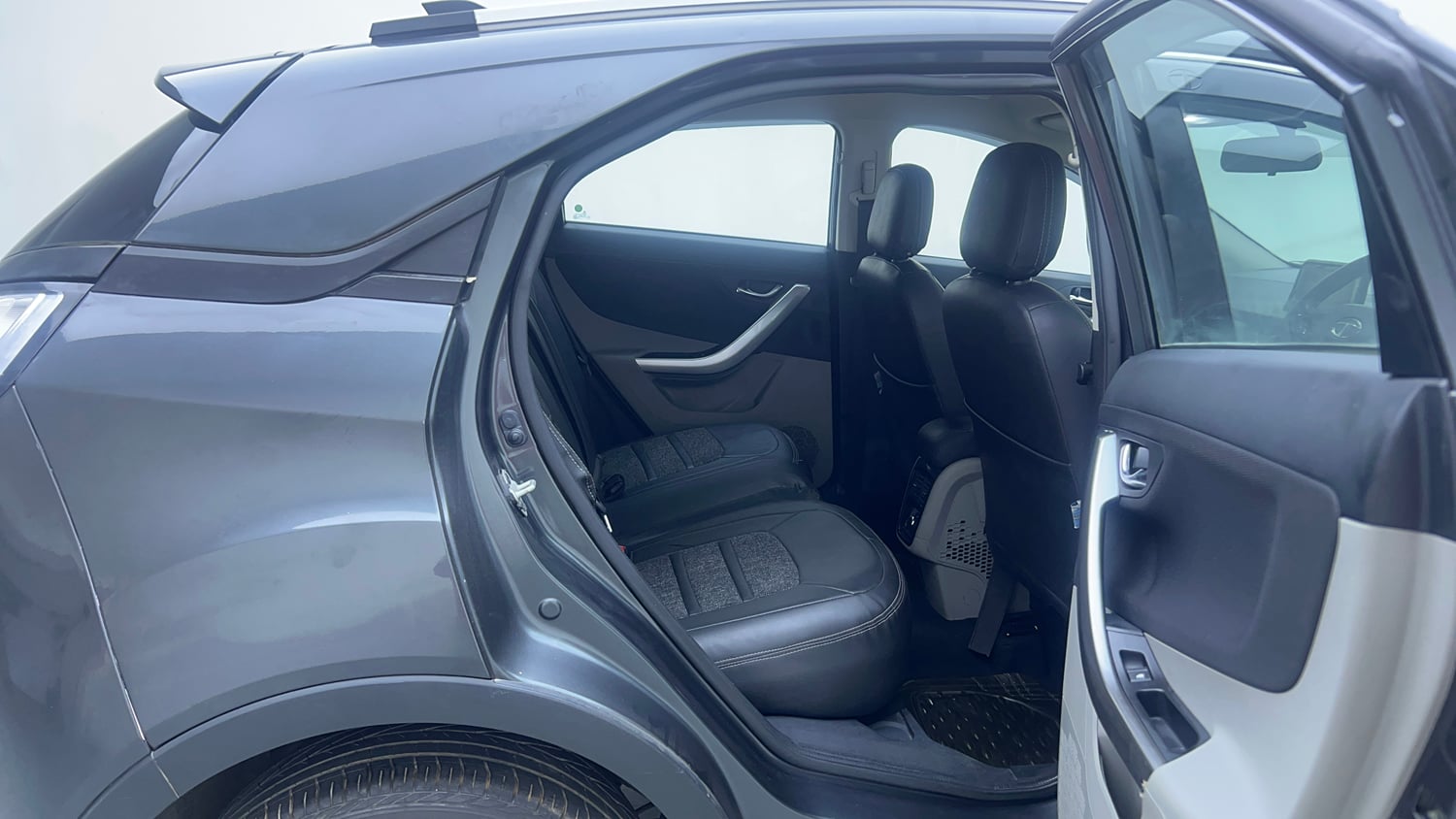 Used 2018 Tata Nexon XZA Plus Diesel Diesel Automatic interior RIGHT SIDE REAR DOOR CABIN VIEW