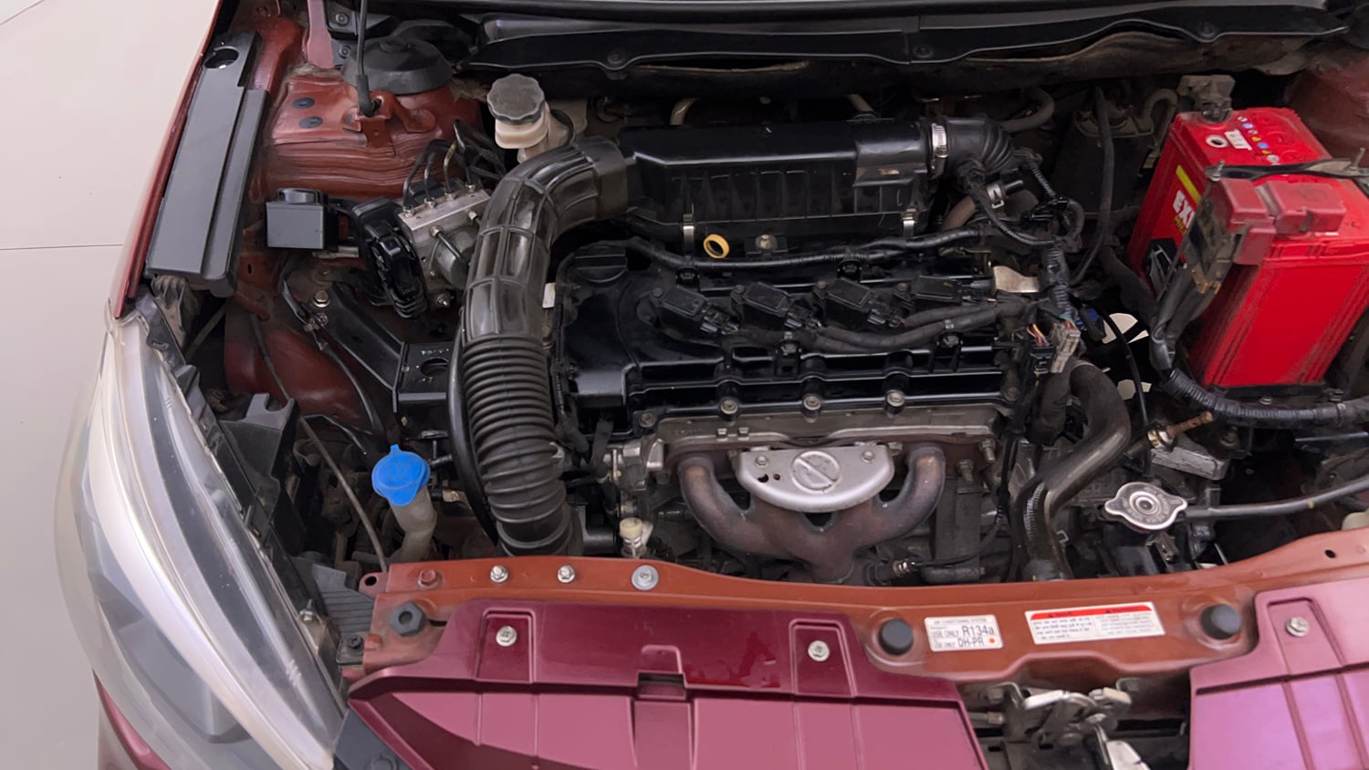 Used 2021 Maruti Suzuki Ciaz Alpha 1.5 AT Petrol Automatic engine ENGINE RIGHT SIDE VIEW