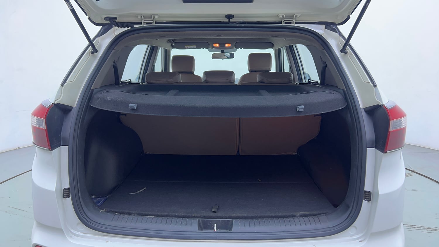 Used 2017 Hyundai Creta 1.6 SX Plus AT Petrol Petrol Automatic interior DICKY INSIDE VIEW