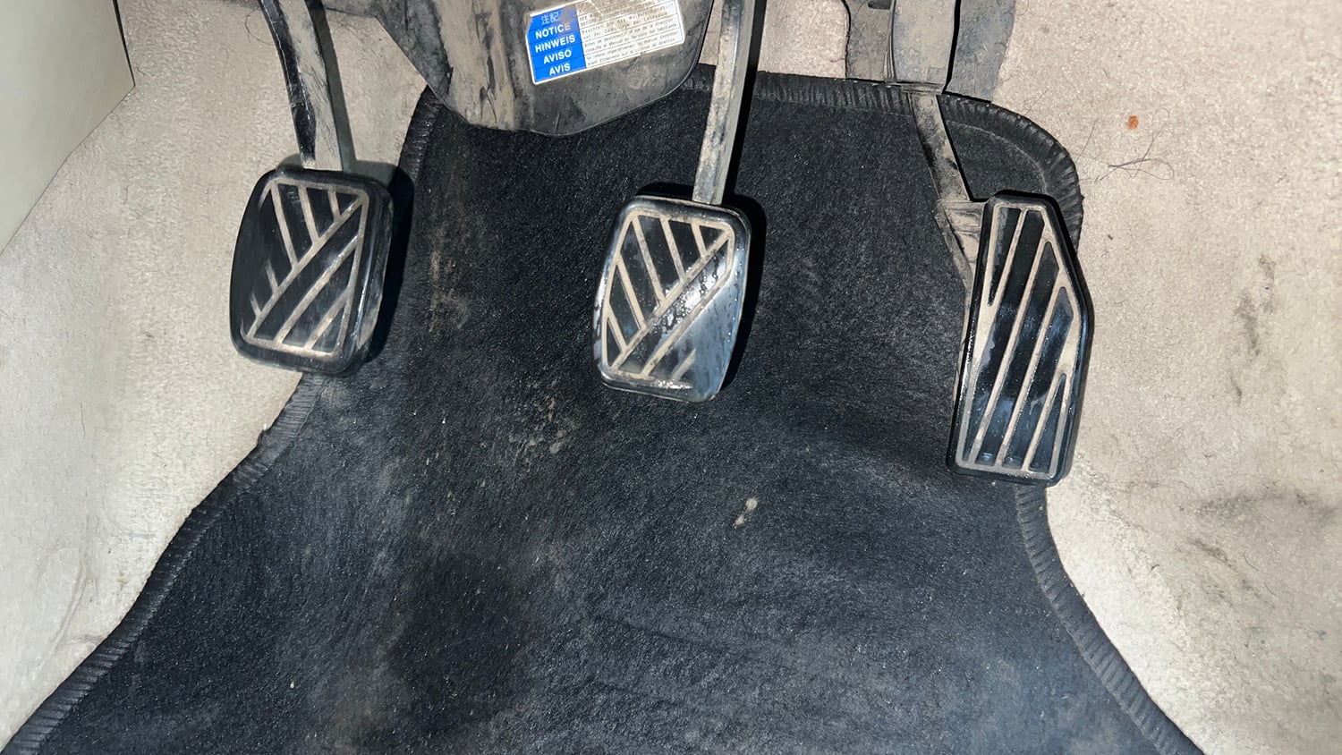 Used 2017 Maruti Suzuki Dzire VXi Petrol Manual interior PEDALS VIEW