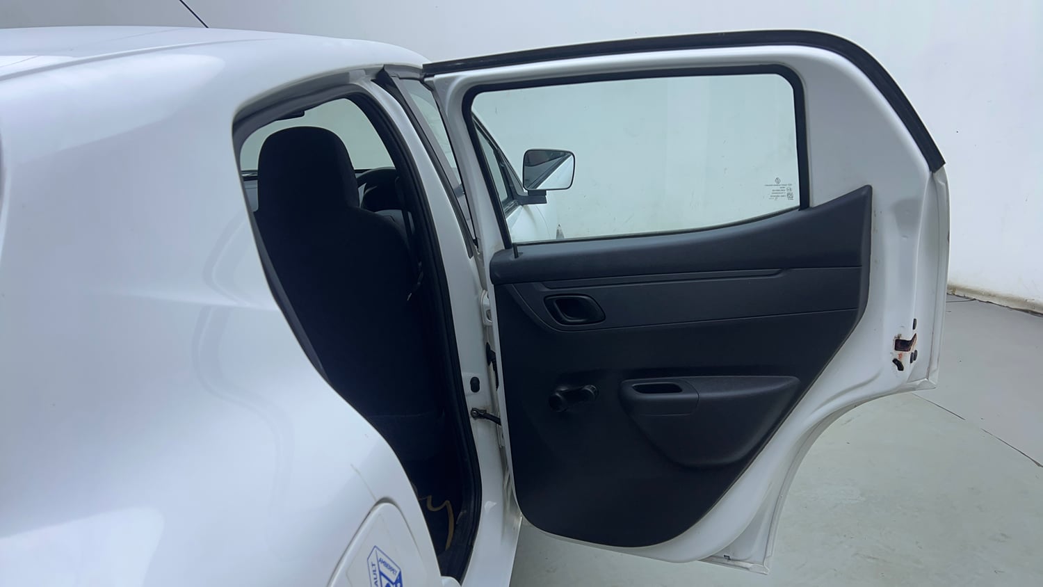 Used 2015 Renault Kwid RXT Petrol Manual interior RIGHT REAR DOOR OPEN VIEW