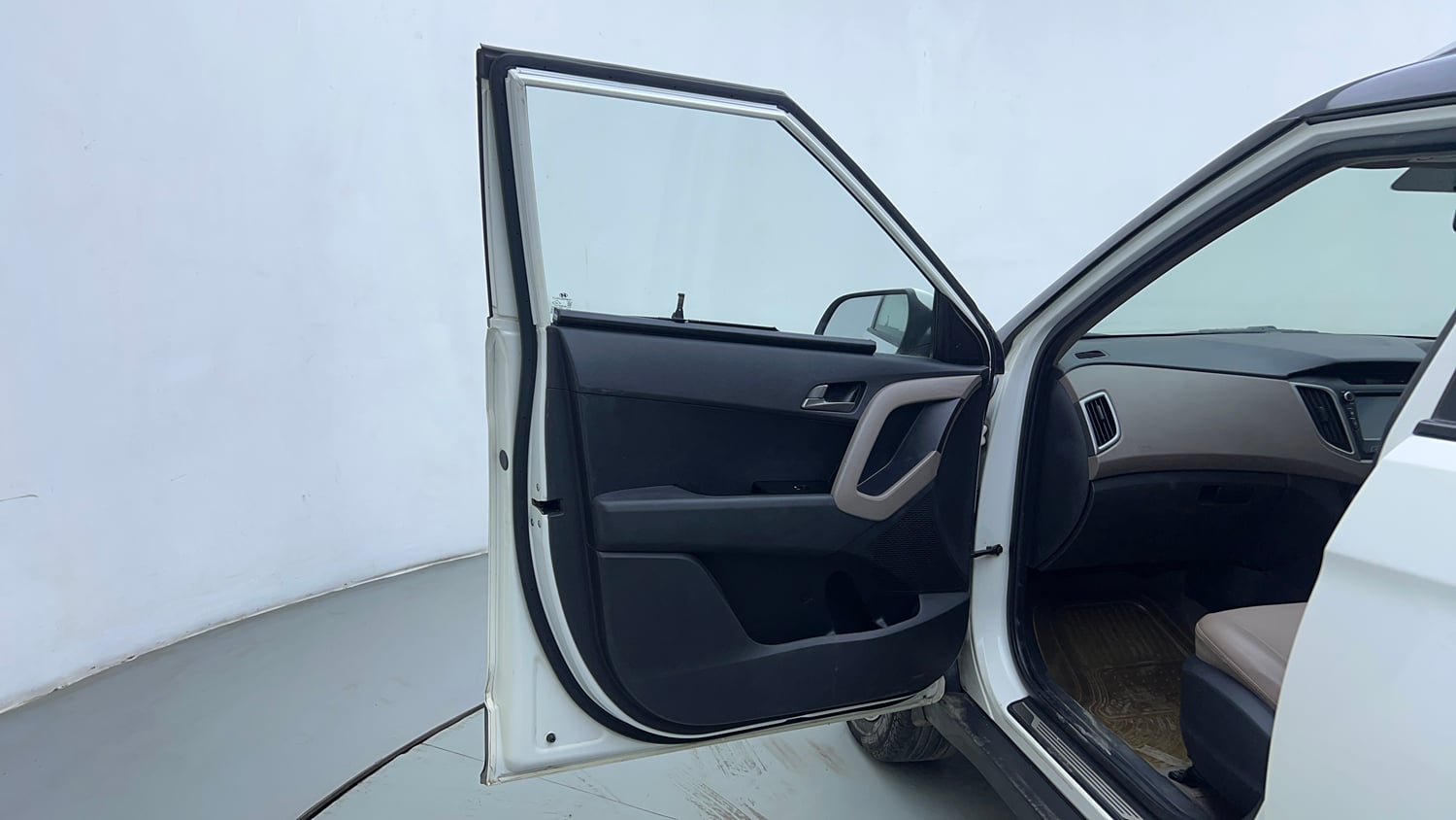 Used 2017 Hyundai Creta 1.6 SX Plus AT Petrol Petrol Automatic interior LEFT FRONT DOOR OPEN VIEW