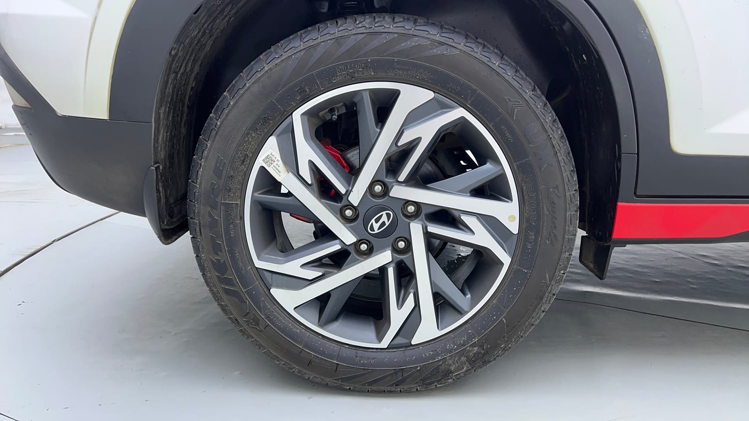 Used 2021 Hyundai Creta SX (O) 1.4 Turbo 7 DCT Petrol Automatic tyres RIGHT REAR TYRE RIM VIEW