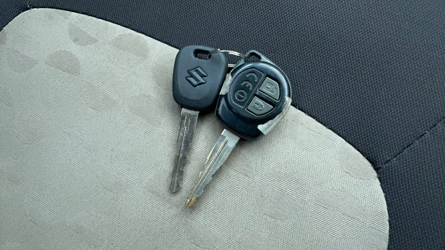 Used 2016 Maruti Suzuki Celerio ZXi AMT Petrol Automatic extra CAR KEY VIEW