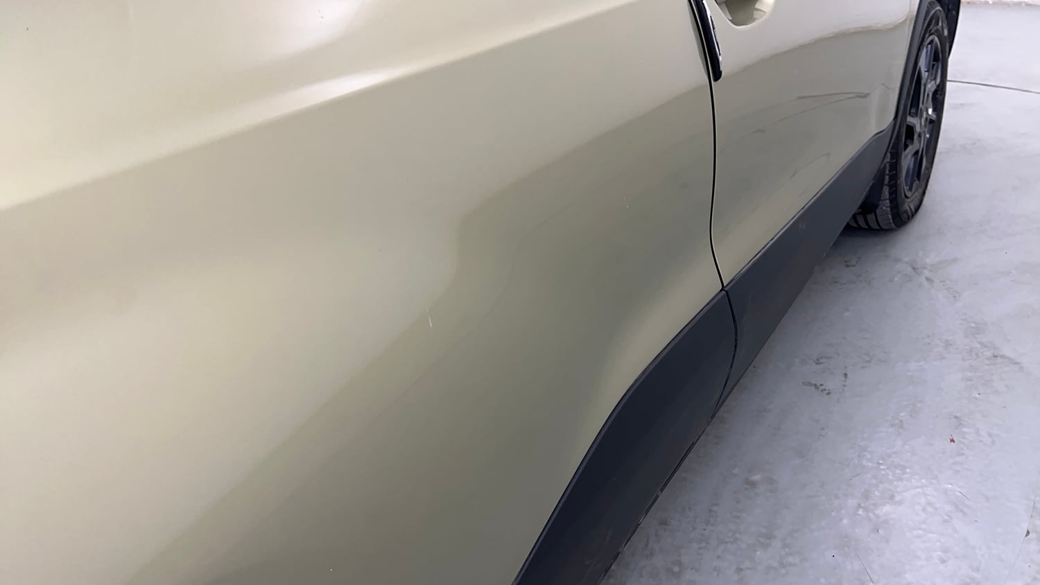 Used 2022 Tata Punch Kaziranga Creative MT Petrol Manual dents MINOR SCRATCH
