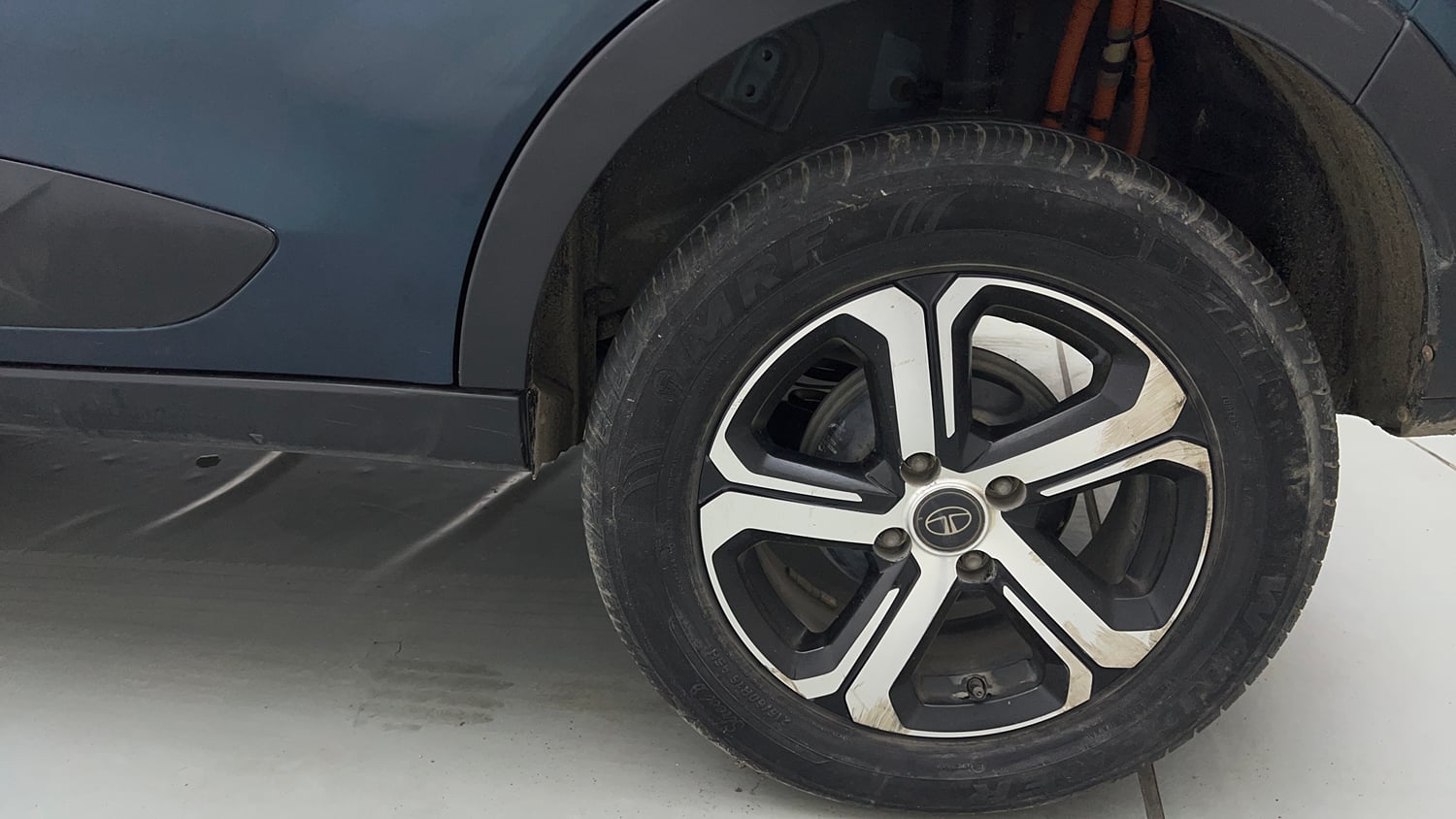 Used 2021 Tata Nexon EV XZ Plus Electric Automatic tyres LEFT REAR TYRE RIM VIEW