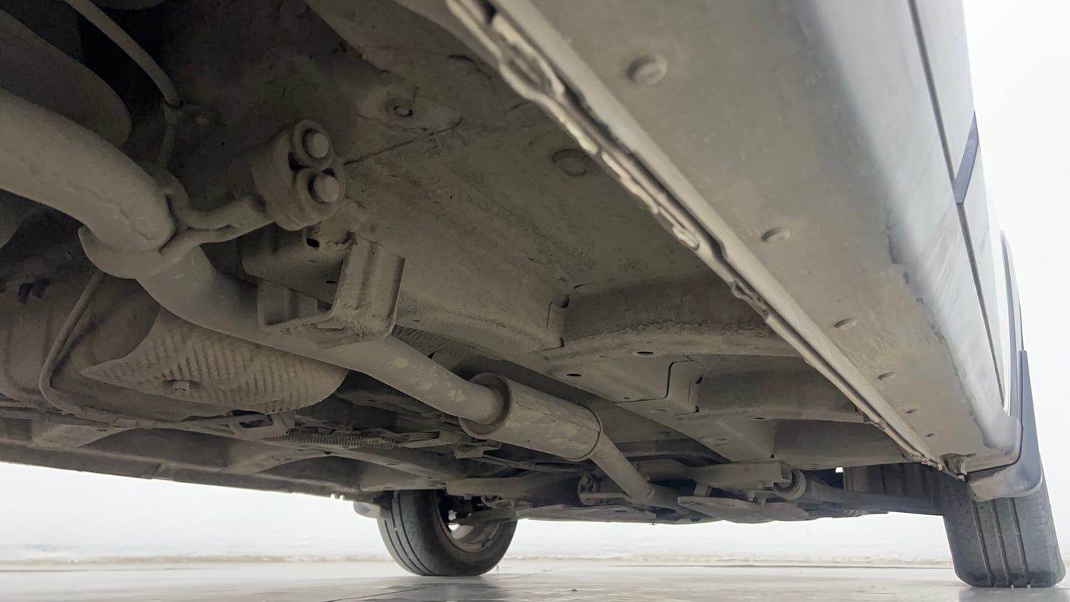 Used 2018 Mahindra KUV100 NXT K8 D 6 STR Diesel Manual extra REAR RIGHT UNDERBODY VIEW