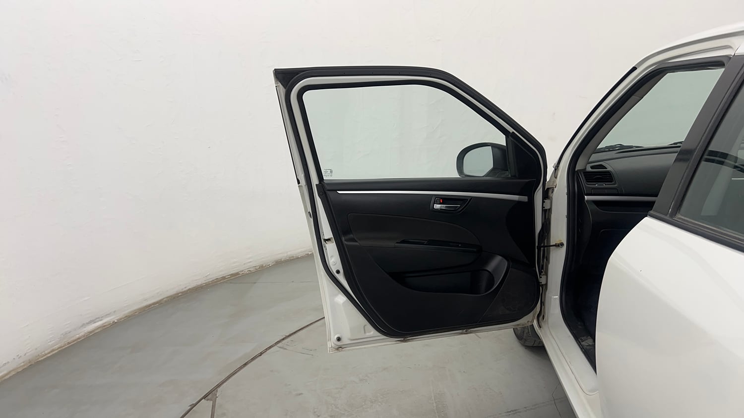 Used 2012 Maruti Suzuki Swift VXi Petrol Manual interior LEFT FRONT DOOR OPEN VIEW