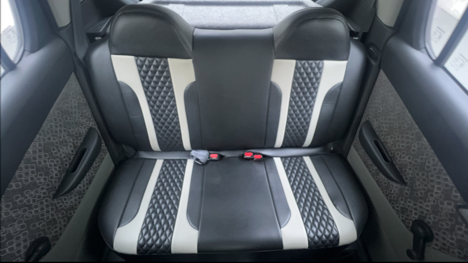 Used 2017 Maruti Suzuki Alto 800 VXi (O) Petrol Manual interior REAR SEAT CONDITION VIEW