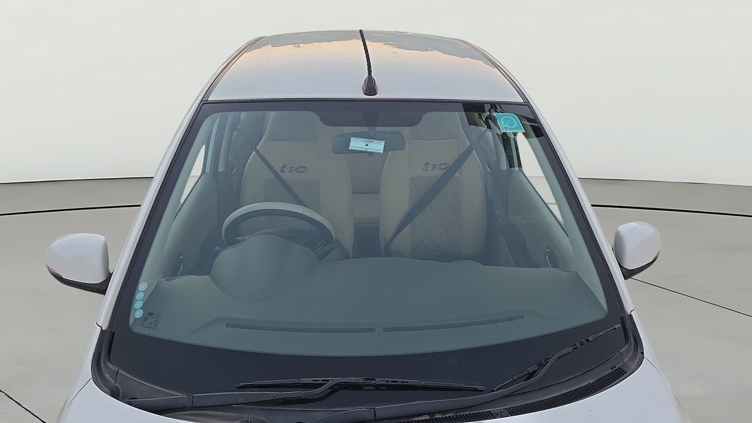 Used 2013 Hyundai i10 Sportz 1.2 Kappa2 Petrol Manual exterior FRONT WINDSHIELD VIEW