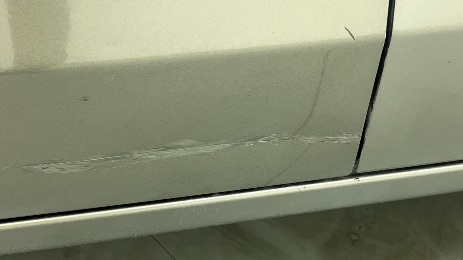 Used 2019 Maruti Suzuki Wagon R ZXi 1.2 AMT Petrol Automatic dents MINOR DENT