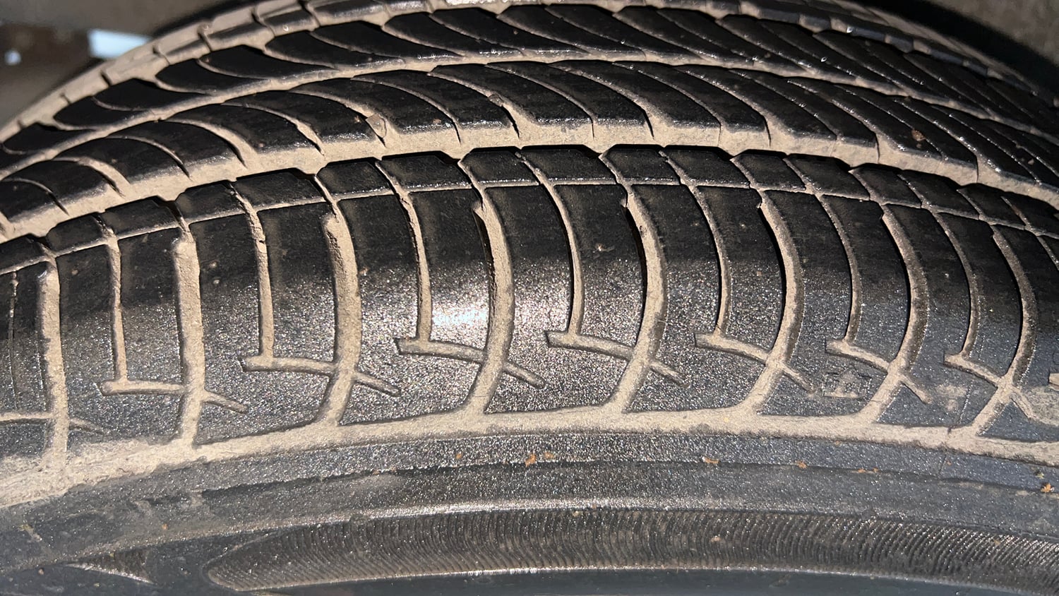 Used 2019 Maruti Suzuki Wagon R 1.0 VXi 1.0 Petrol Manual tyres RIGHT REAR TYRE TREAD VIEW