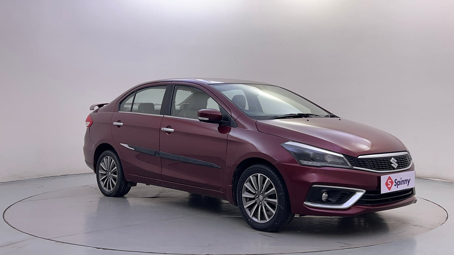 Used 2021 Maruti Suzuki Ciaz Alpha 1.5 AT Petrol Automatic exterior RIGHT FRONT CORNER VIEW