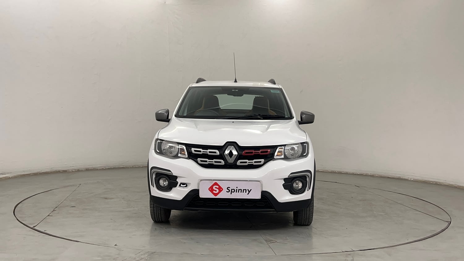 Used 2017 Renault Kwid 1.0 RXT AMT Petrol Automatic exterior FRONT VIEW