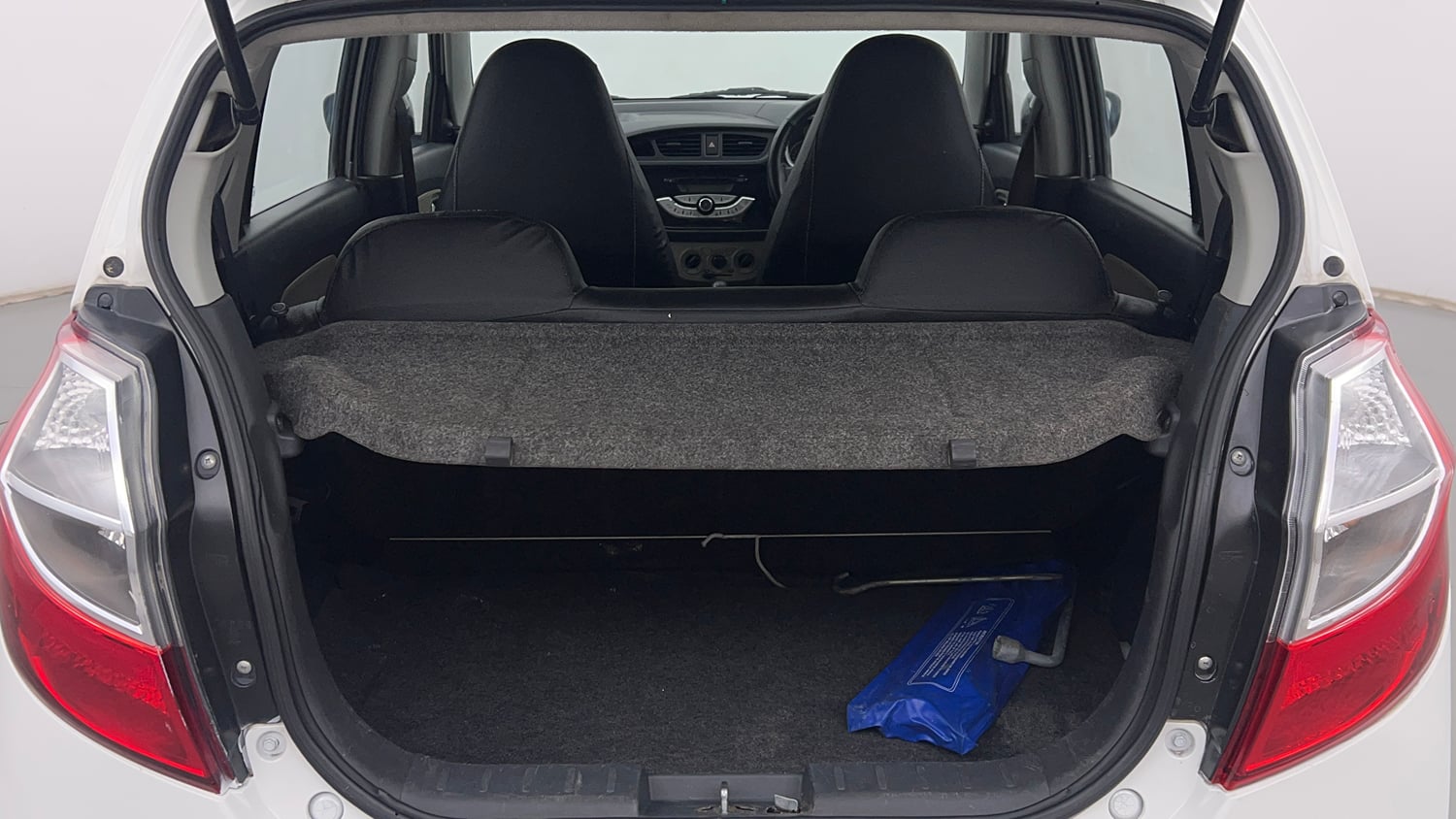 Used 2016 Maruti Suzuki Alto K10 VXi Petrol Manual interior DICKY INSIDE VIEW