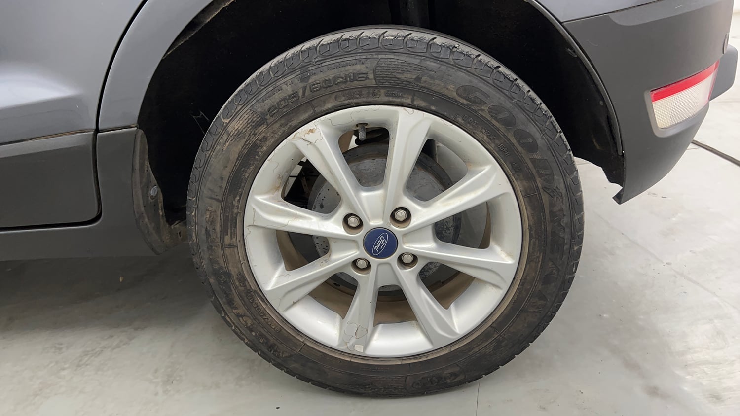 Used 2019 Ford EcoSport Titanium 1.5L Ti-VCT Petrol Manual tyres LEFT REAR TYRE RIM VIEW