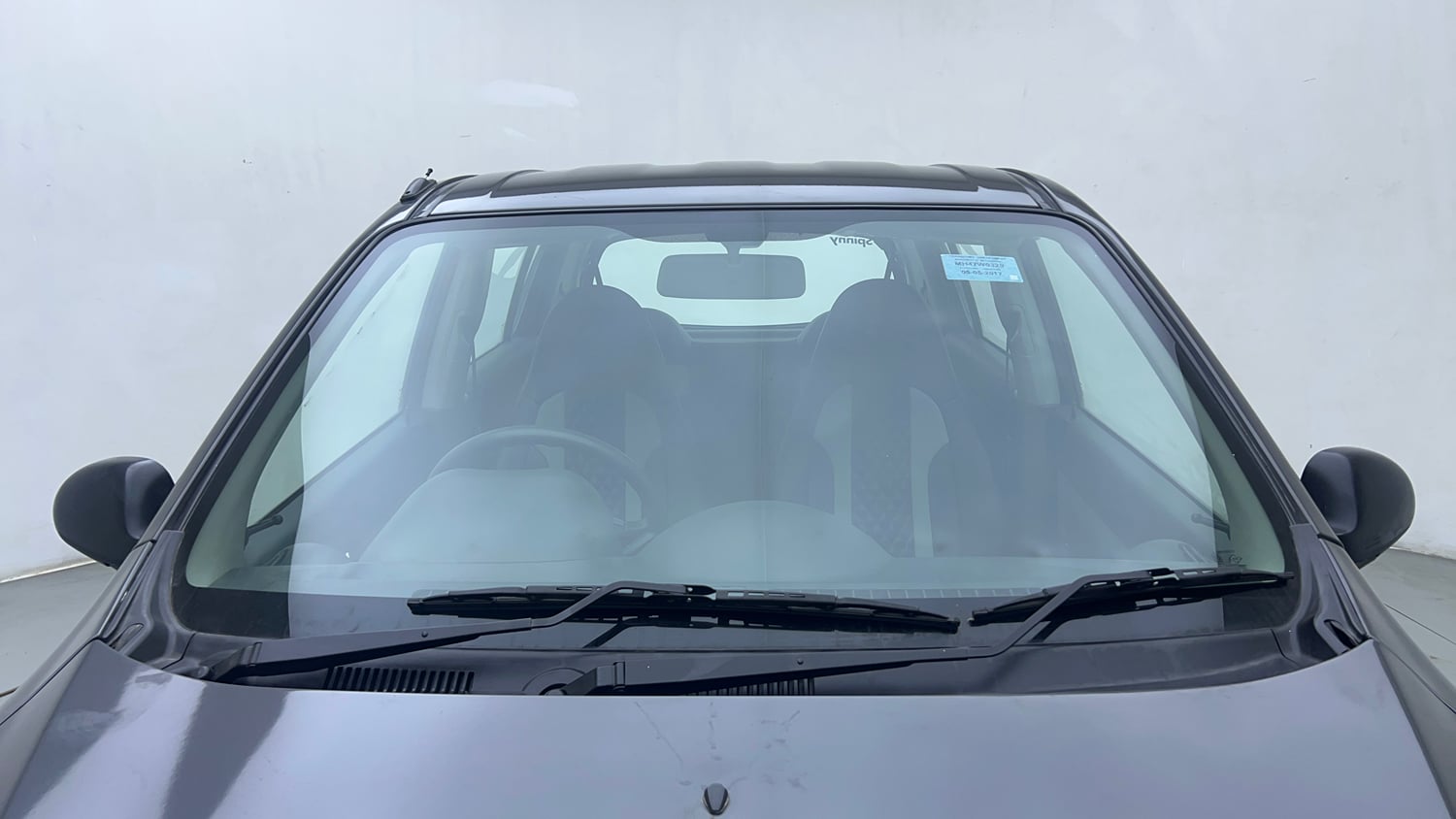 Used 2017 Maruti Suzuki Alto 800 VXi (O) Petrol Manual exterior FRONT WINDSHIELD VIEW