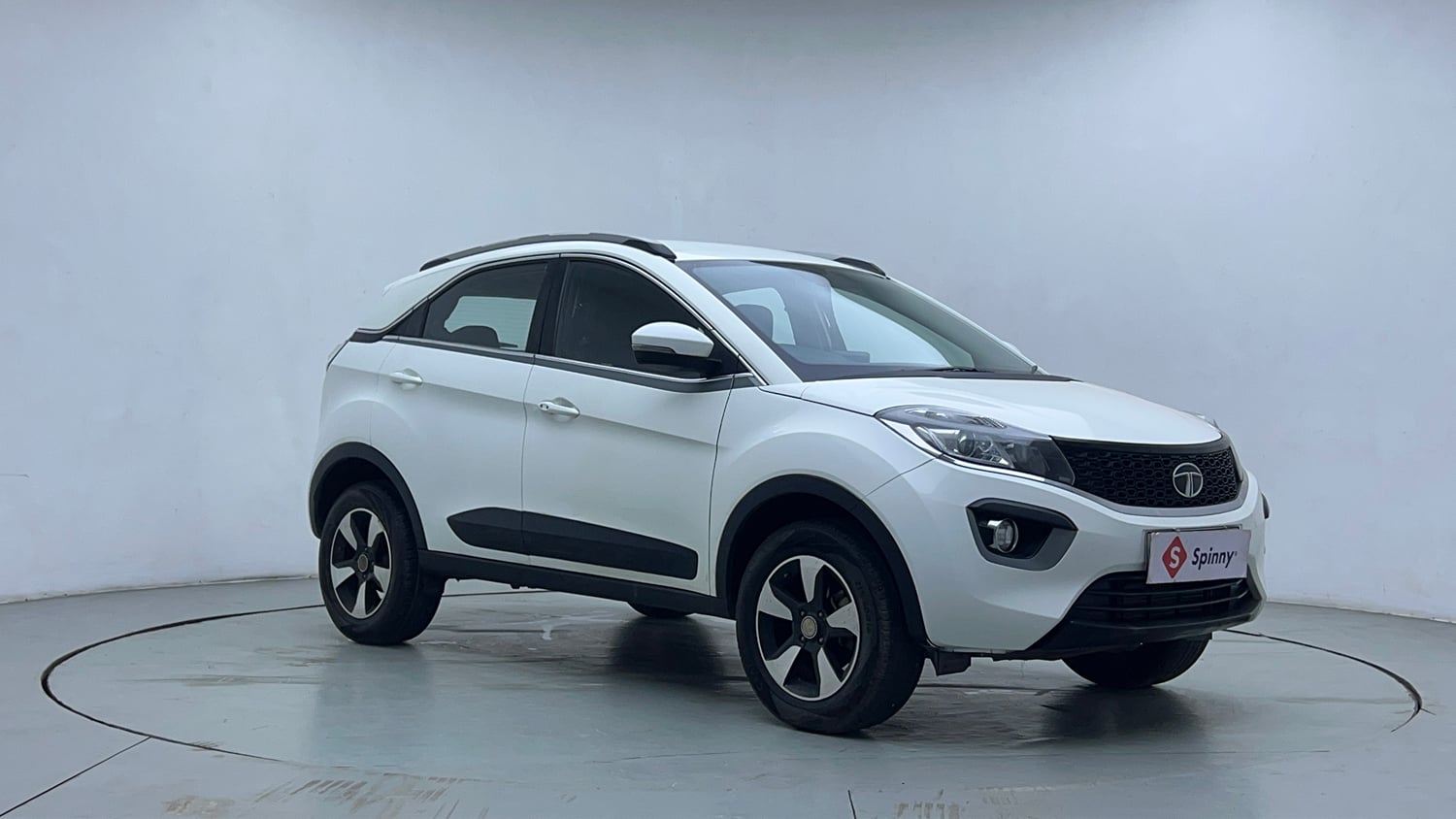Used 2020 Tata Nexon XZA Plus Petrol Petrol Automatic exterior RIGHT FRONT CORNER VIEW