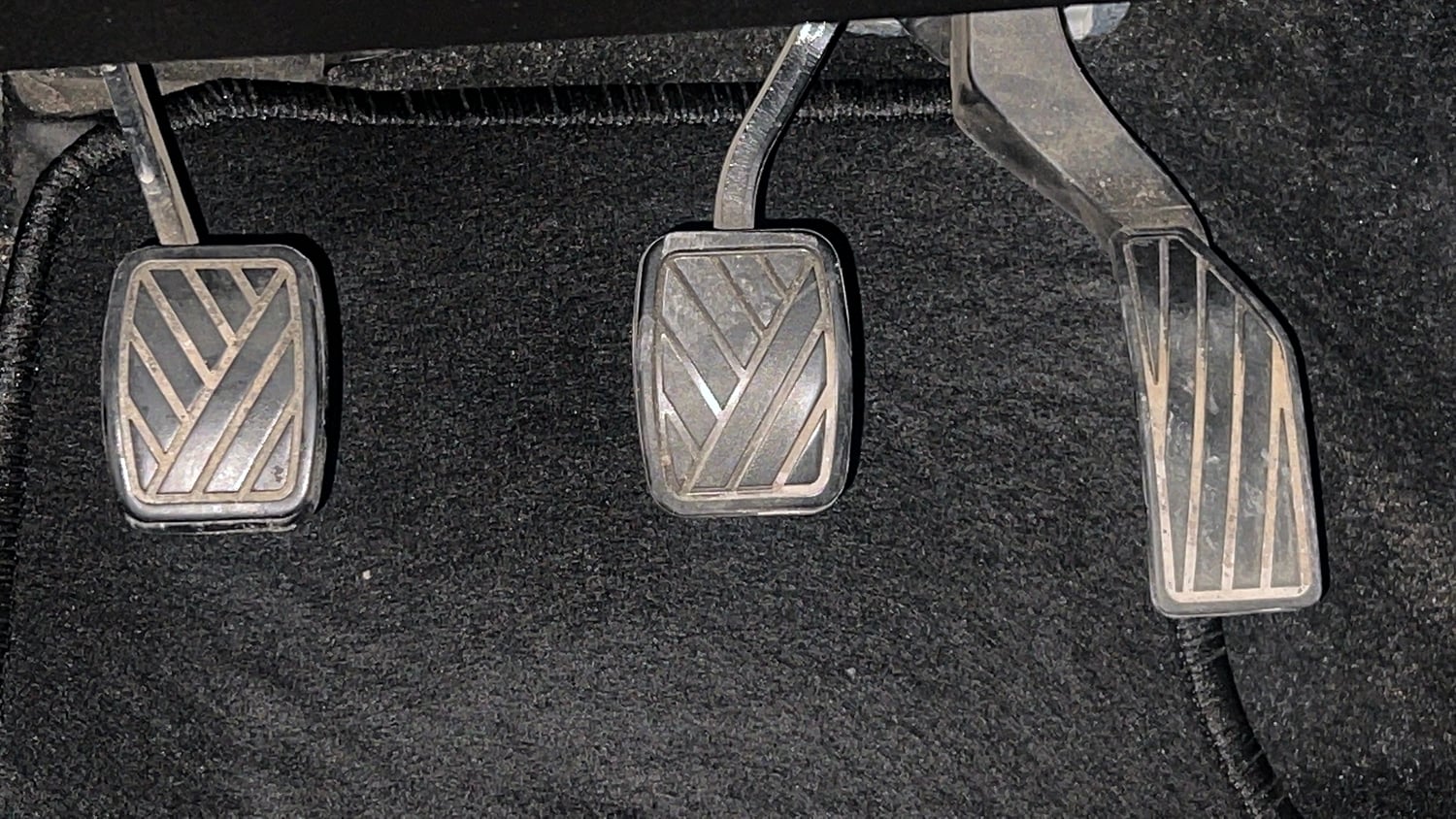 Used 2023 Maruti Suzuki Brezza VXi Petrol Manual interior PEDALS VIEW