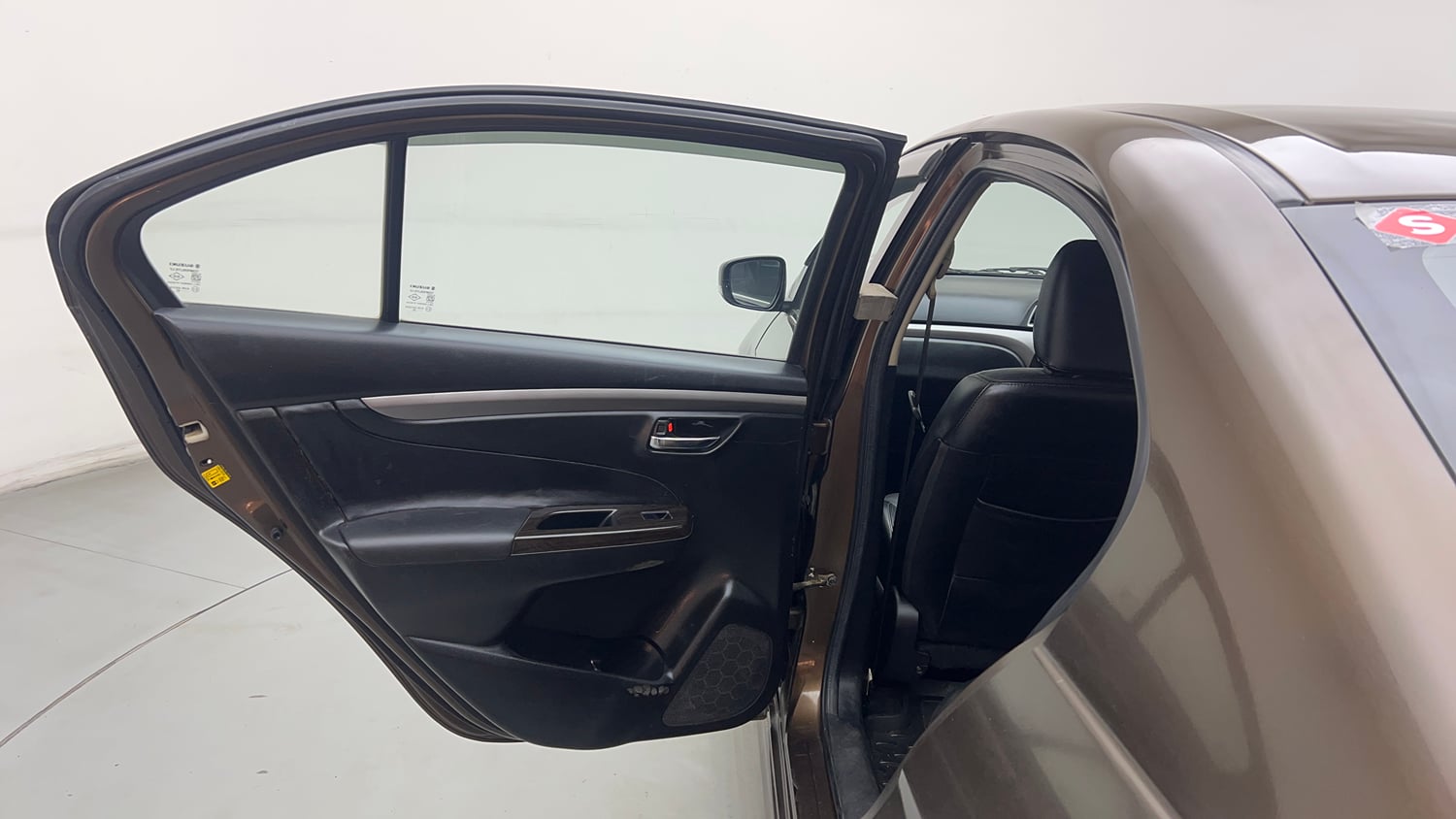 Used 2018 Maruti Suzuki Ciaz S 1.4 MT Petrol Manual interior LEFT REAR DOOR OPEN VIEW
