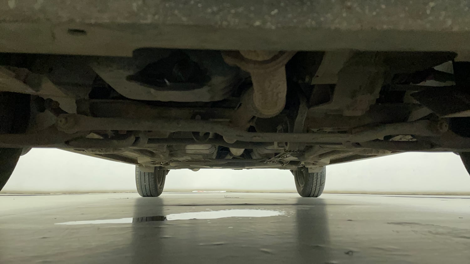 Used 2020 Tata Tiago Revotron XZ Petrol Manual extra FRONT LEFT UNDERBODY VIEW