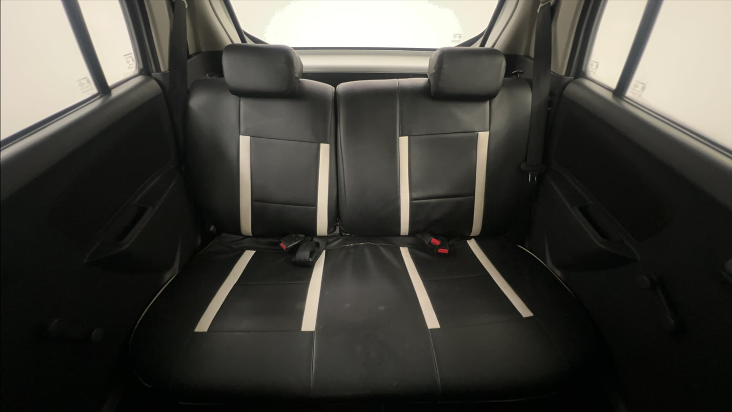 Used 2012 Maruti Suzuki Wagon R LXi Petrol Manual interior REAR SEAT CONDITION VIEW