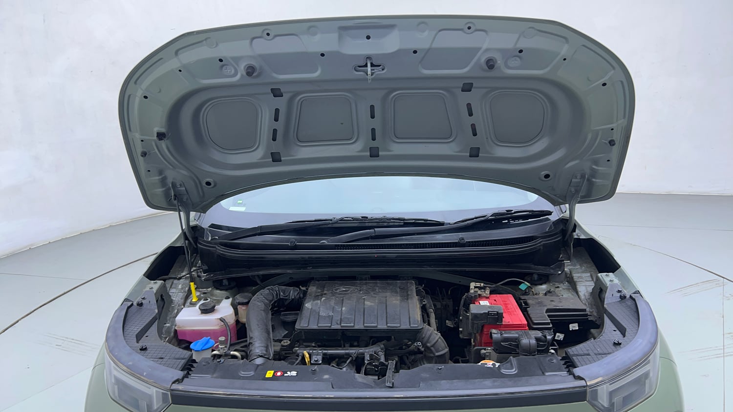 Used 2023 Hyundai Exter SX 1.2 AMT Petrol Automatic engine ENGINE & BONNET OPEN FRONT VIEW