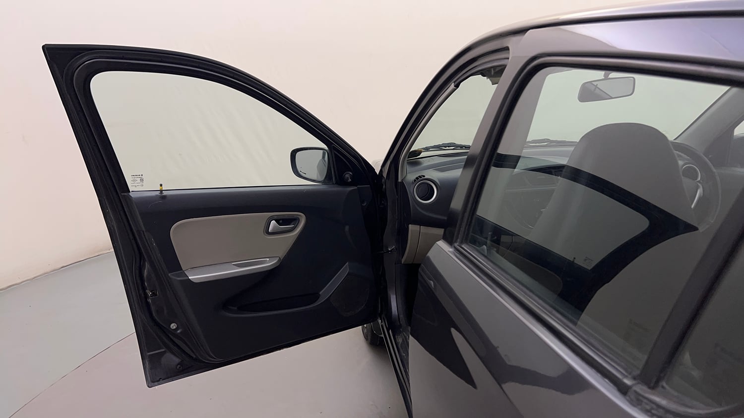 Used 2017 Maruti Suzuki Alto K10 VXi Petrol Manual interior LEFT FRONT DOOR OPEN VIEW