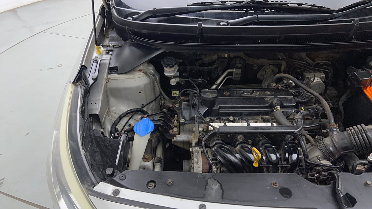 Used 2016 Hyundai Elite i20 Sportz 1.2 Petrol Manual engine ENGINE RIGHT SIDE VIEW