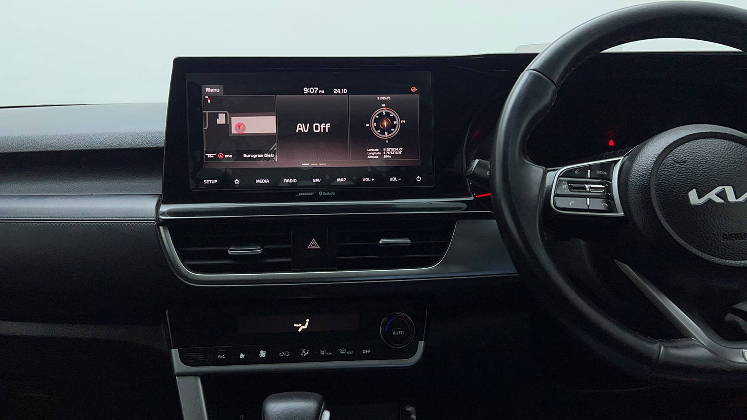 Used 2023 Kia Seltos GTX Plus 1.4 DCT Petrol Automatic interior MUSIC SYSTEM & AC CONTROL VIEW