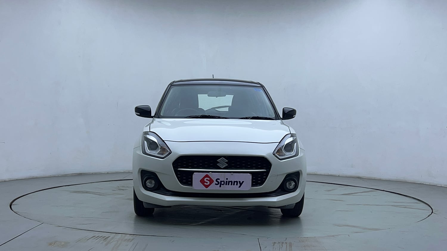 Used 2021 Maruti Suzuki Swift ZXi Plus Dual Tone Petrol Manual exterior FRONT VIEW