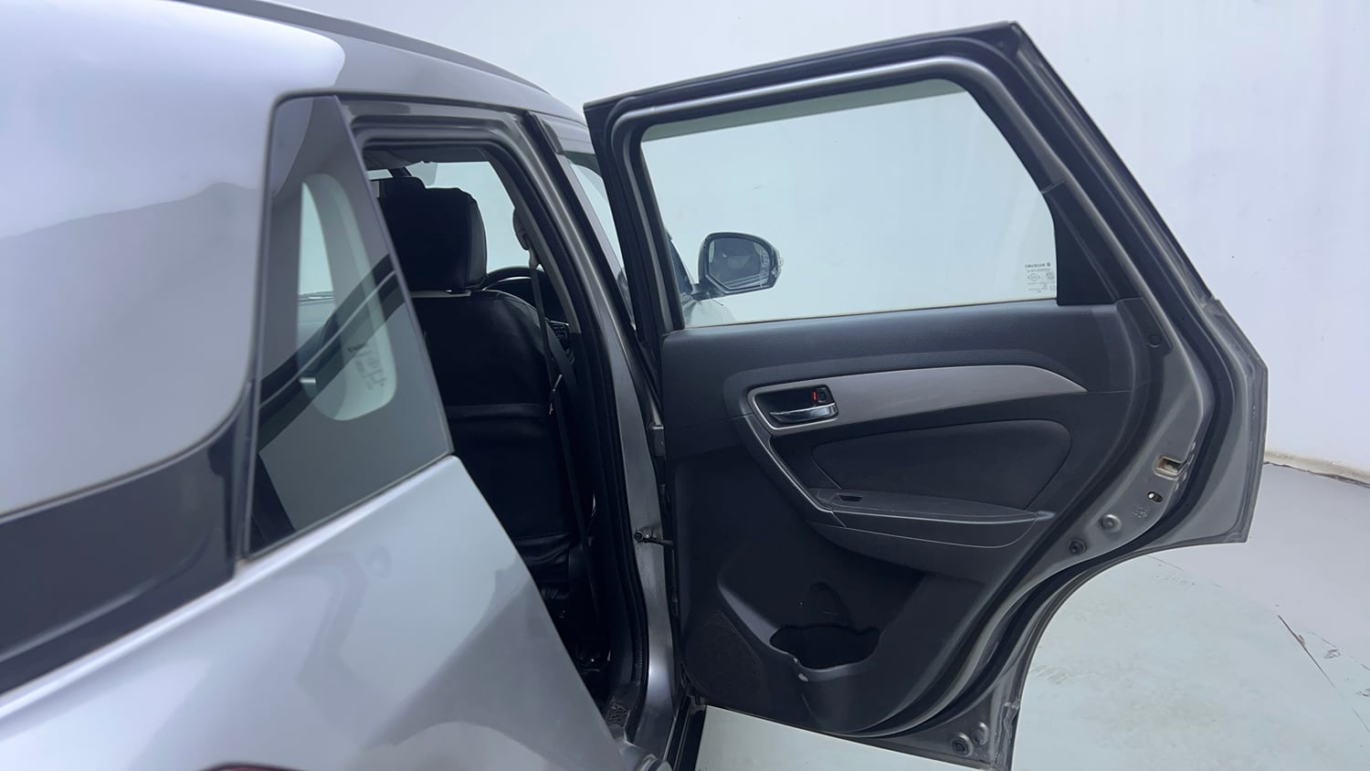 Used 2017 Maruti Suzuki Vitara Brezza [2016-2020] ZDi Plus Diesel Manual interior RIGHT REAR DOOR OPEN VIEW