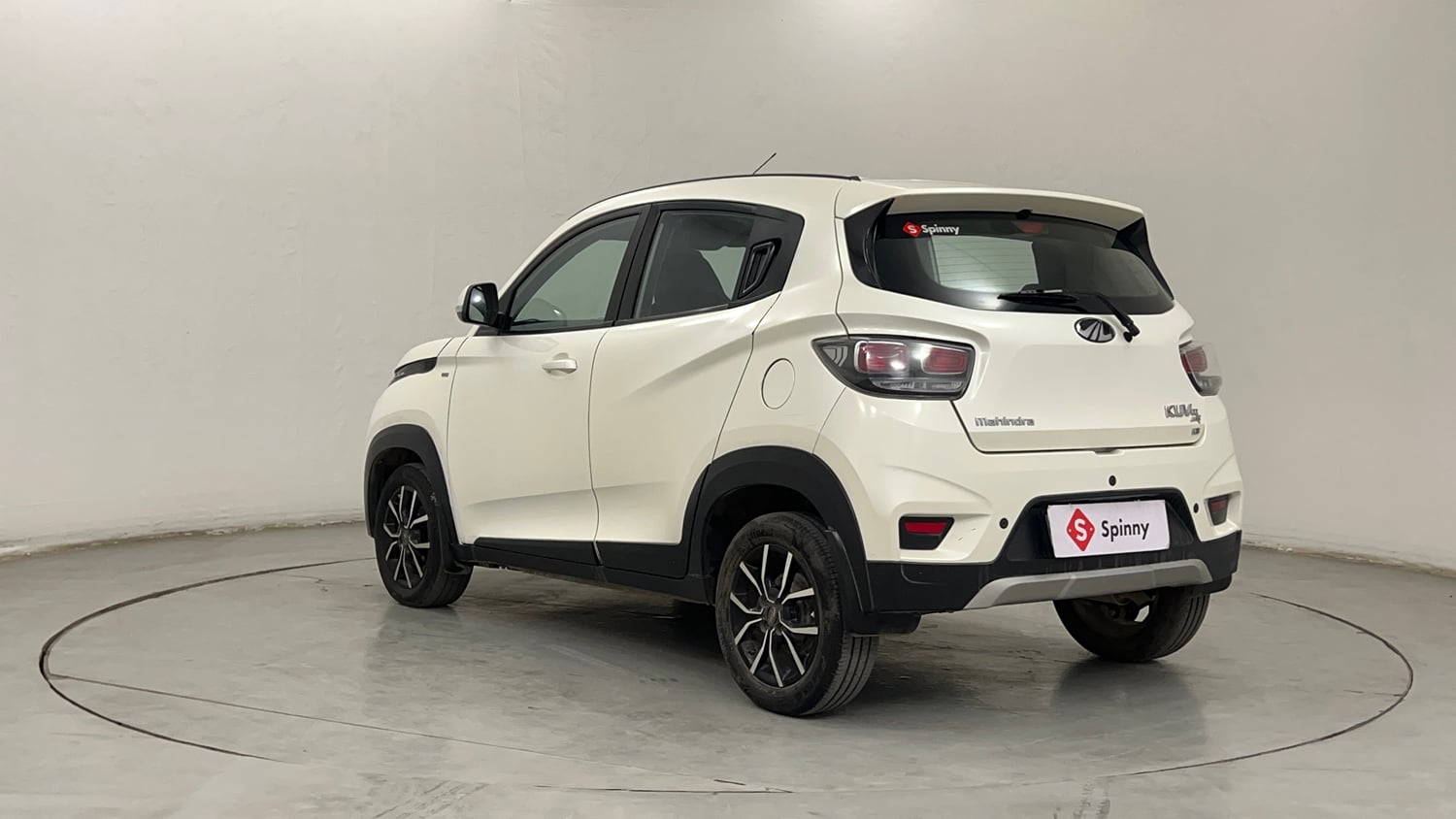 Used 2018 Mahindra KUV100 NXT K8 D 6 STR Diesel Manual exterior LEFT REAR CORNER VIEW
