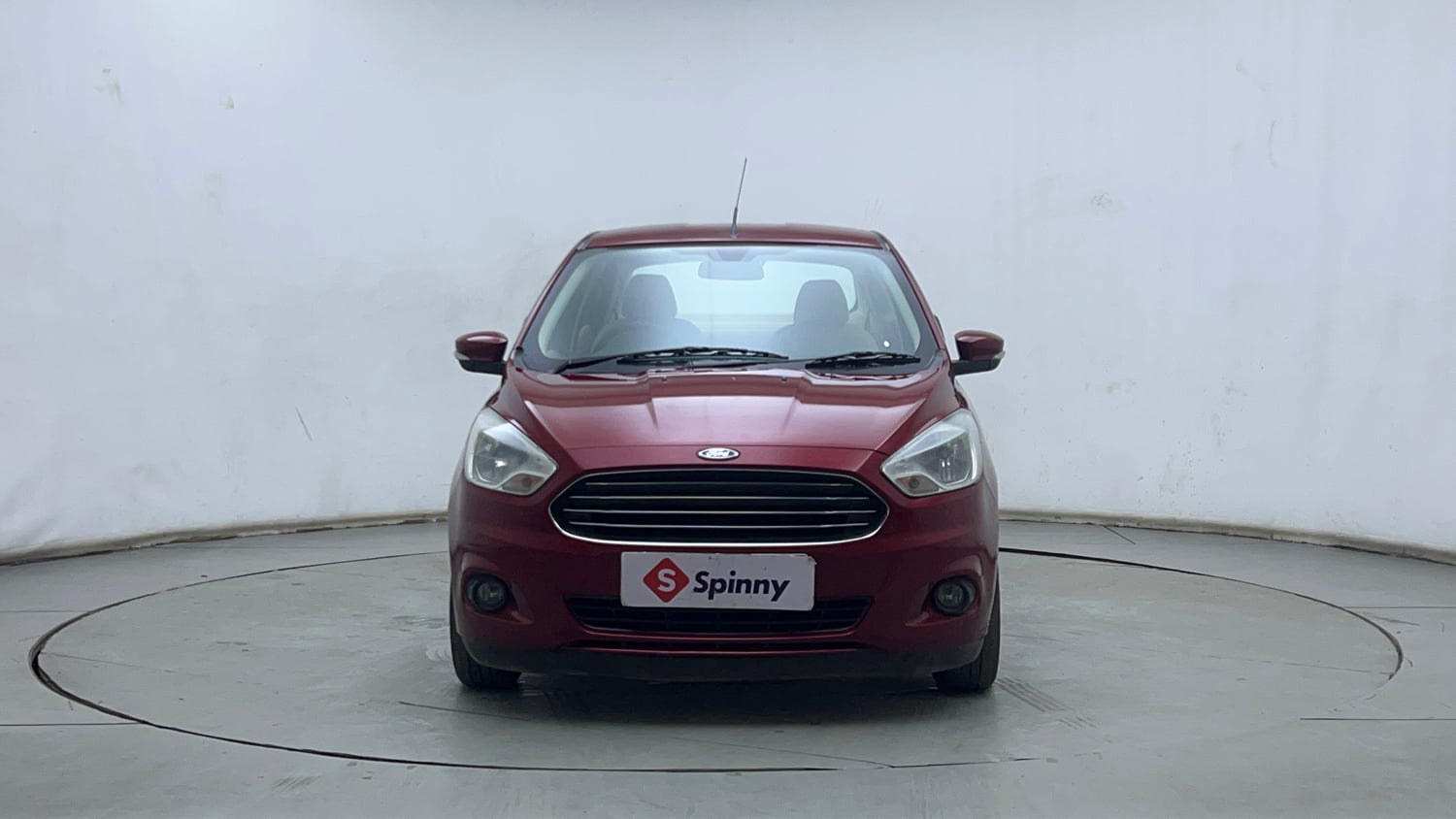 Used 2016 Ford Figo Aspire Titanium1.5 TDCi Diesel Manual exterior FRONT VIEW