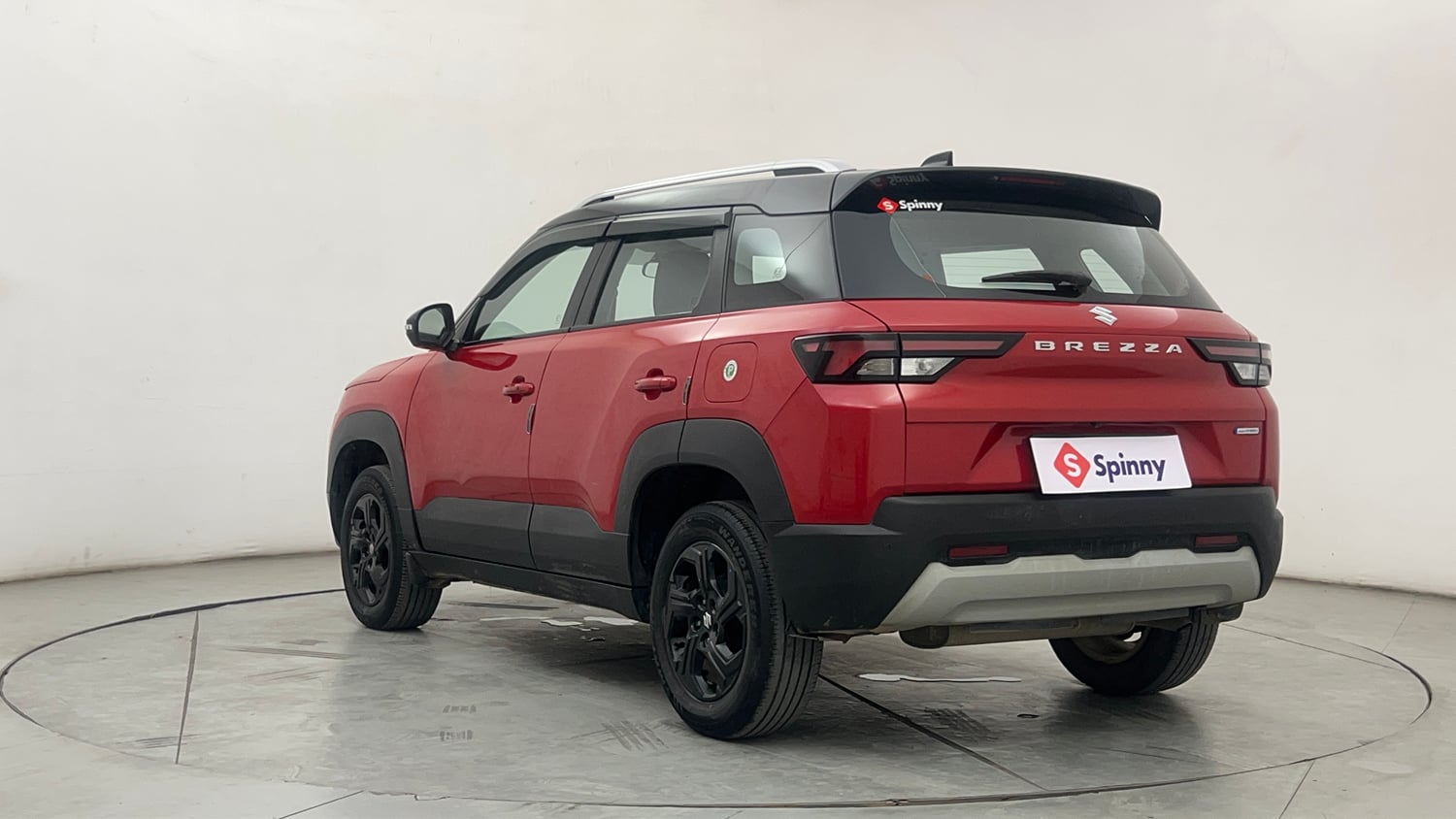 Used 2023 Maruti Suzuki Brezza Zxi Dual Tone Petrol Manual exterior LEFT REAR CORNER VIEW