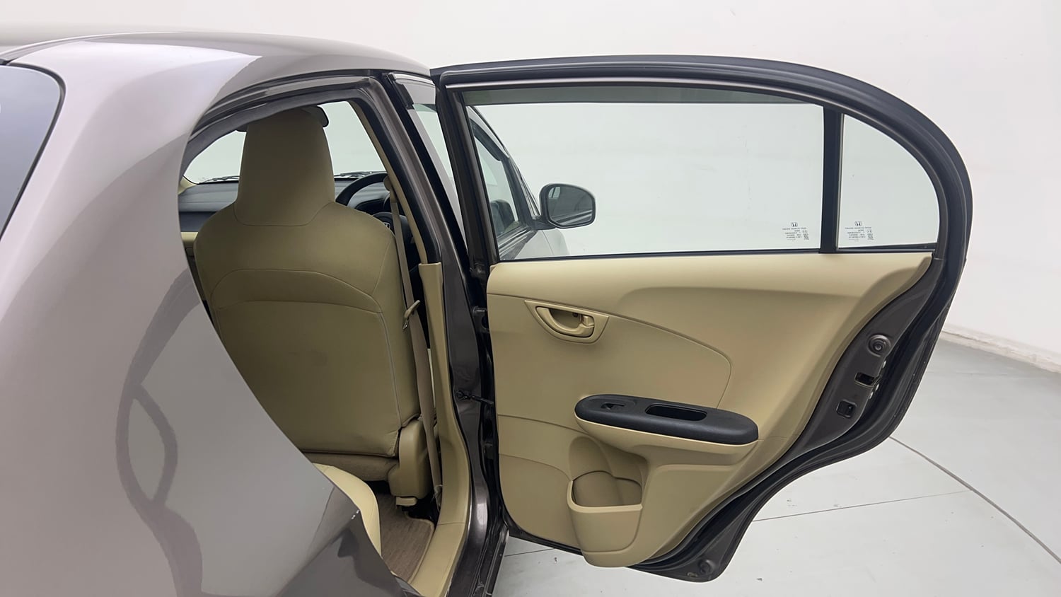 Used 2014 Honda Amaze 1.2 S i-VTEC Petrol Manual interior RIGHT REAR DOOR OPEN VIEW