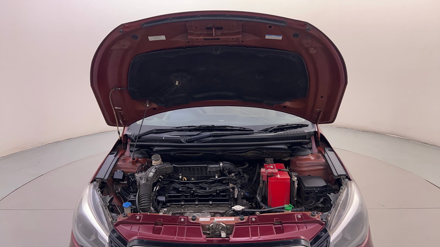 Used 2021 Maruti Suzuki Ciaz Alpha 1.5 AT Petrol Automatic engine ENGINE & BONNET OPEN FRONT VIEW