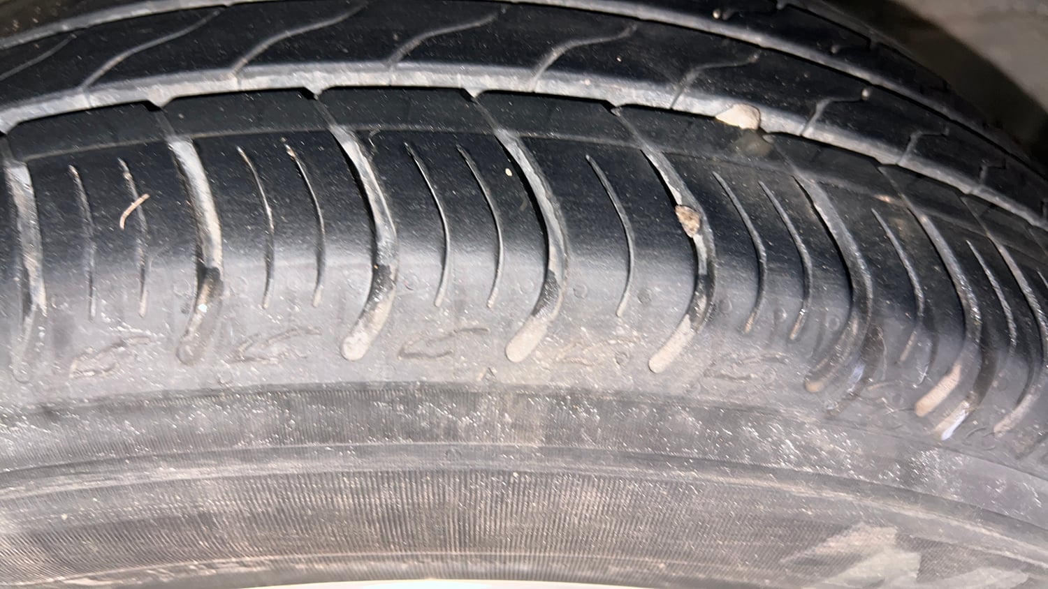Used 2022 Honda Amaze VX CVT 1.2 Petrol Petrol Automatic tyres LEFT REAR TYRE TREAD VIEW