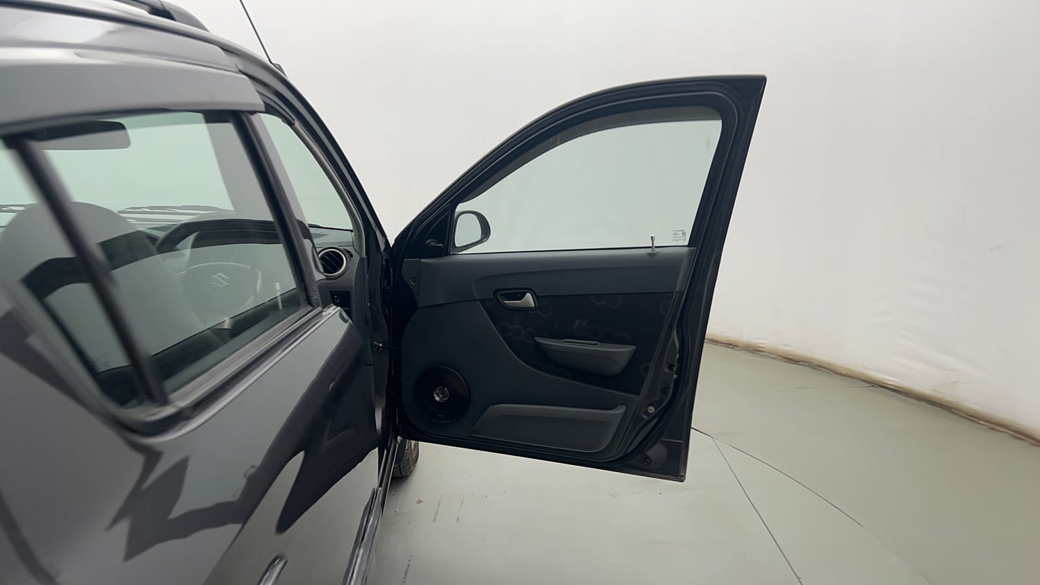 Used 2015 Maruti Suzuki Alto 800 Lxi Petrol Manual interior RIGHT FRONT DOOR OPEN VIEW