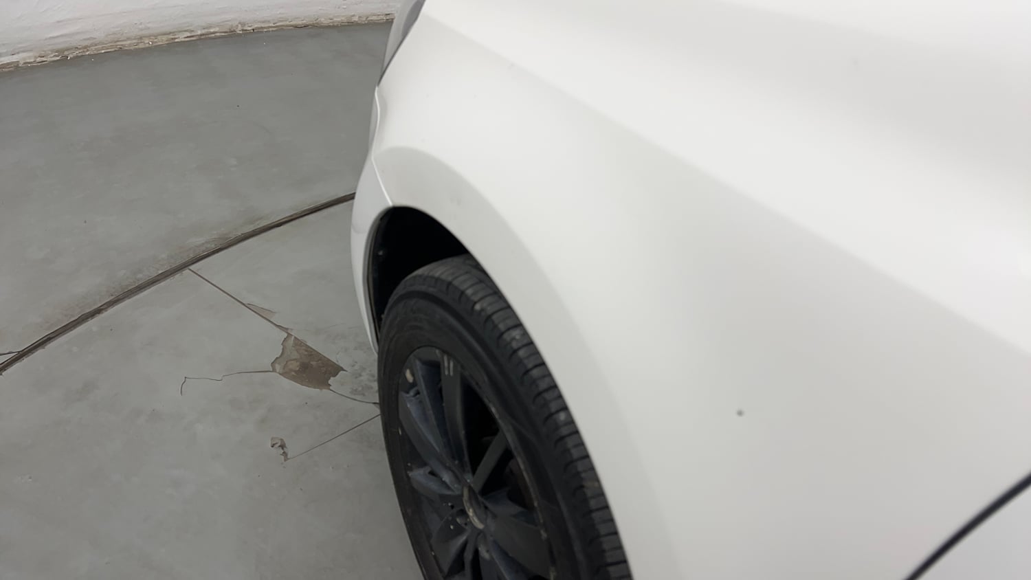 Used 2016 Volkswagen Polo Highline1.2L (P) Petrol Manual dents MINOR SCRATCH