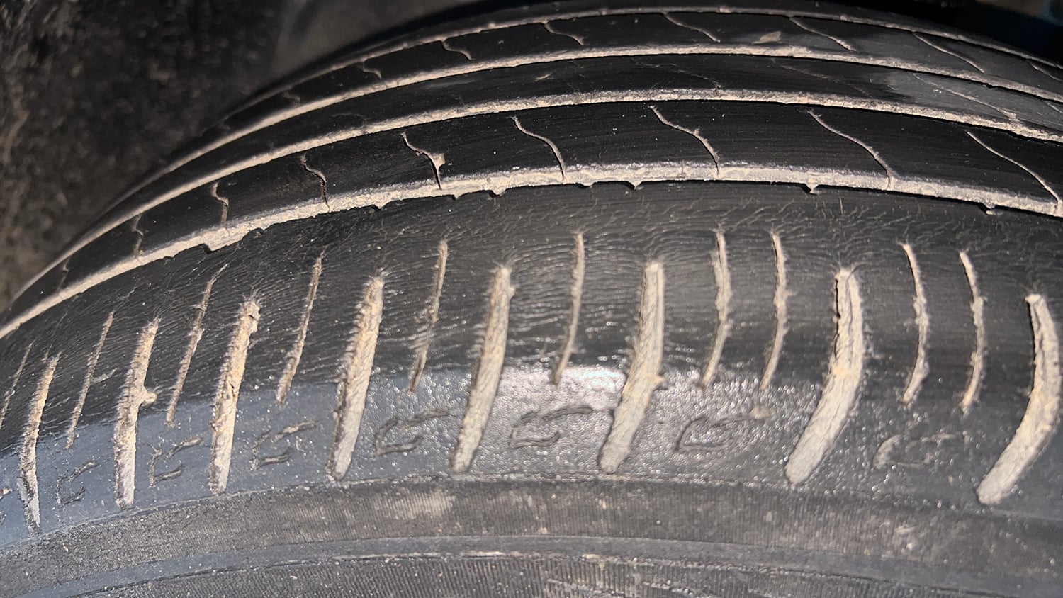 Used 2021 Tata Nexon EV XZ Plus Electric Automatic tyres LEFT FRONT TYRE TREAD VIEW