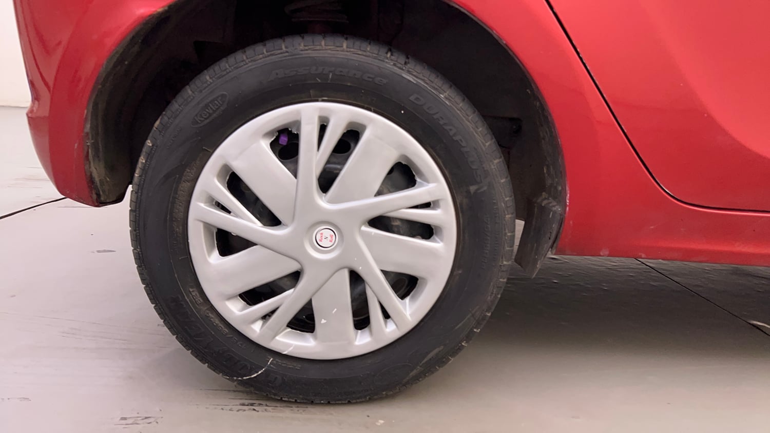 Used 2017 Tata Tiago Revotorq XT Diesel Manual tyres RIGHT REAR TYRE RIM VIEW