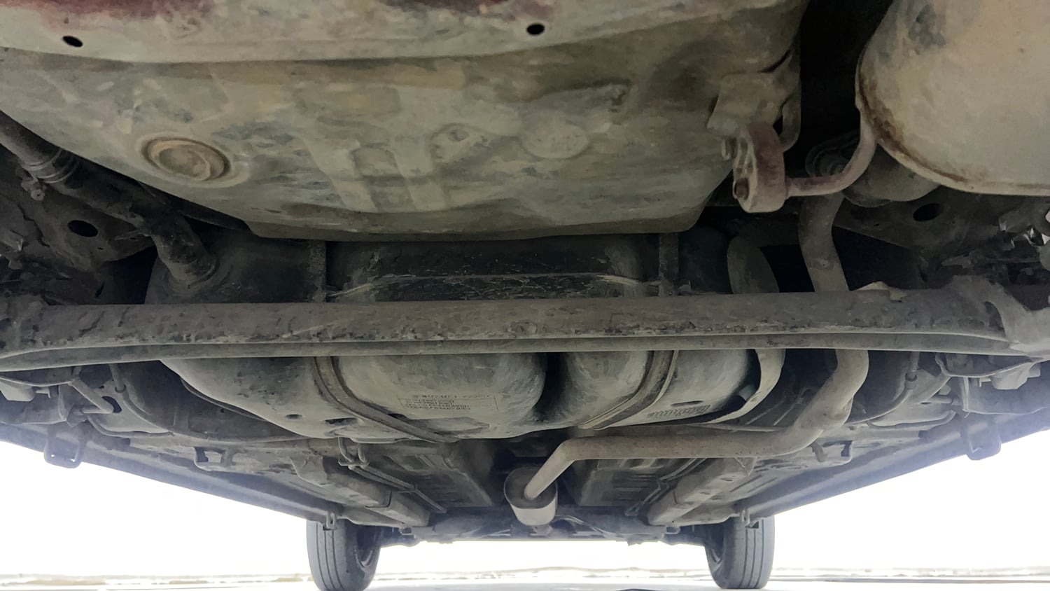 Used 2017 Maruti Suzuki Celerio ZXI (O) AMT Petrol Automatic extra REAR UNDERBODY VIEW (TAKEN FROM REAR)